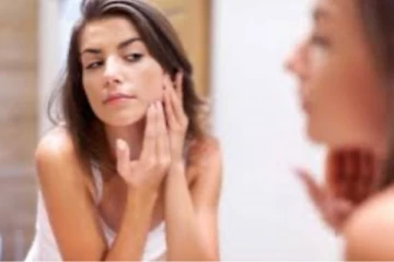 ඔයාගෙත් වයසට වඩාපෙනුම වැඩියිද එහෙනම් මෙන්න අනිවාර්යයෙන්ම ඔයා දැනගන්න ඕනිම දේ..?