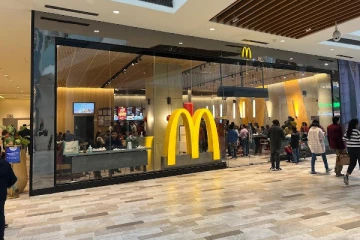 இலங்கையில் மூடப்படும் பிரபல உணவகம் ; வெளியான காரணம்