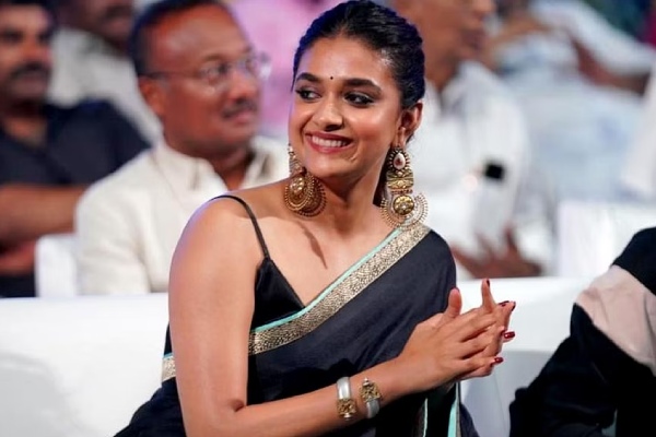 ரஜினியின் ட்வீட்.. கீர்த்தி சுரேஷை கலாய்த்து தள்ளும் நெட்டிசன்கள் | Rajinikanth Tweet Netizens Troll Keerthy Suresh