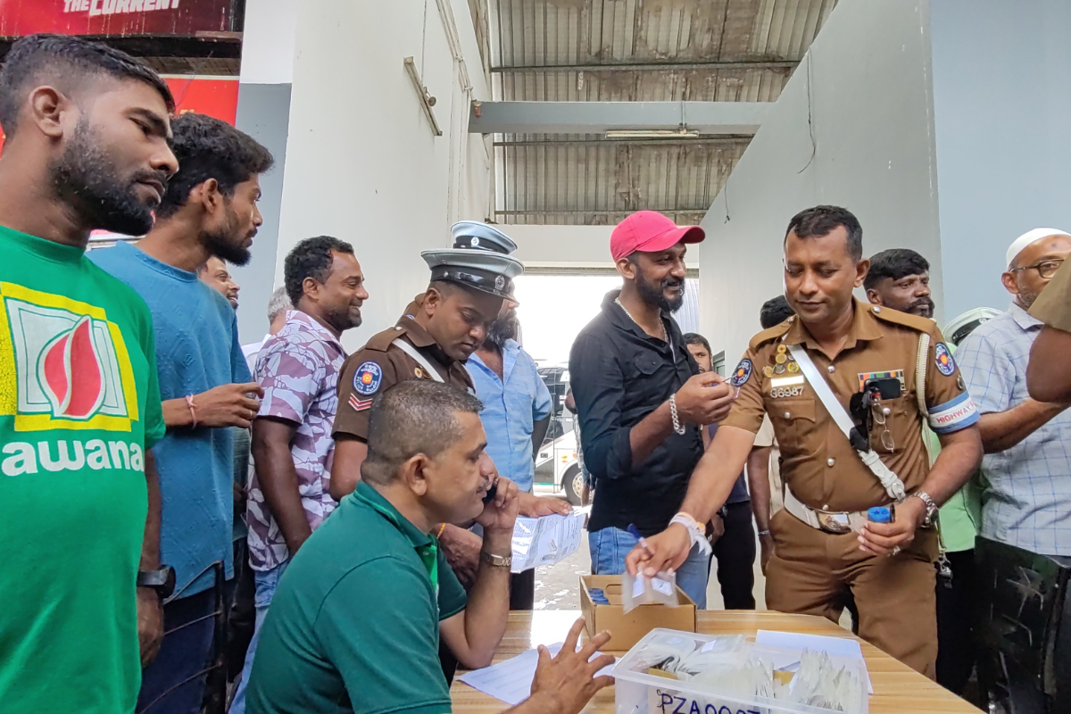 வவுனியா பேருந்து சாரதிகளின் போதைப்பொருள் பாவனையை கண்டறியும் பரிசோதனை ; 5 பேர் அடையாளம் | Drug Tests To Screen Vavuniya Bus Drivers