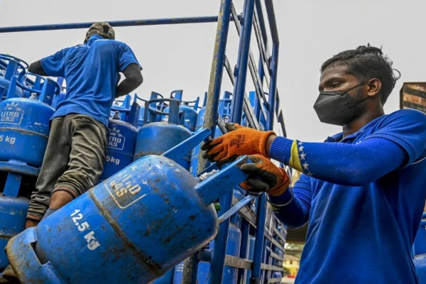 யாழ் குடாநாட்டு மக்களுக்கு விசேட அறிவித்தல் | Gas Supply Jaffna District