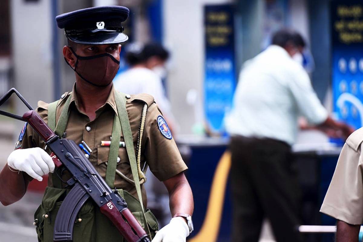 மட்டக்களப்பில் சினிமா பாணியில் திருட்டு: மூன்று மோட்டார் சைக்கிள்களுடன் சிக்கிய இளைஞர் | Man Arrested For Motorbike Theft In Batticaloa மட்டக்களப்பில் சினிமா பாணியில் திருட்டு: மூன்று மோட்டார் சைக்கிள்களுடன் சிக்கிய இளைஞர் | Man Arrested For Motorbike Theft In Batticaloa