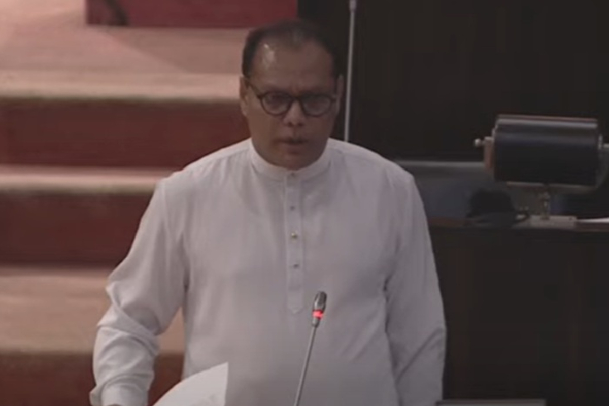 சட்டத்தின் ஆட்சி எங்கே..! ரணில் மற்றும் குமார ஜயகொடி விவகாரங்களை முன்வைத்து தயாசிறி சாடல் | Dhayasiri Jayasekara Parliament Statement