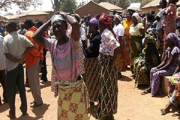 நைஜீரியாவில் கிராமங்களுக்குள் புகுந்து கொள்ளை கும்பல் 70 பேரை கொன்று குவிப்பு!