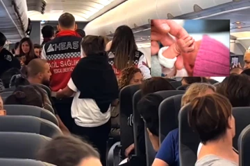 பிரான்ஸ் சென்ற விமானத்தில் டேக்-ஆஃப் ஆகும் முன் நடந்த சுகப்பிரசவம்.!