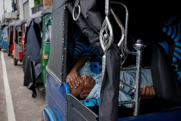 மண்ணெண்ணை விநியோகம் செய்வதற்கு பொறிமுறை ஒன்றை உருவாக்க வேண்டும்:  மக்கள் கோரிக்கை