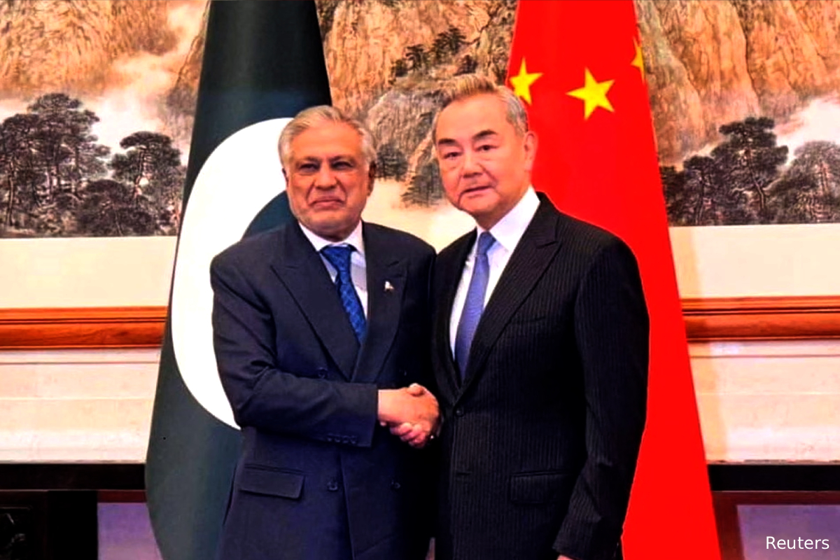Pakistan China peace plan 2026, Middle East ceasefire proposal, Iran conflict peace talks, Gulf stability initiative, Wang Yi Ishaq Dar meeting, Pakistan China joint statement #PakistanChina #MiddleEastPeace #Ceasefire #PeacePlan #WorldNews #BreakingNews #IranConflict
