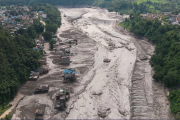 නේපාල ගංවතුරේ මරණ 469යි - 1,400කට වැඩි පිරිසක් තවමත් අතුරුදන්