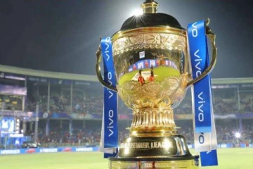 பெரும் ஆபத்தில் சிக்கிய ஐபிஎல்... விழிபிதுங்கி நிற்கும் பிசிசிஐ.. சிஎஸ்கே மும்பை அணிதான் காரணமா?