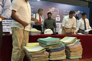 அம்பலமானது சஜித்தின் மோசடி- பல கோப்புக்களை பகிரங்கப்படுத்திய அனுர!