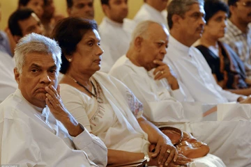 அரசியலில் சூழ்ச்சி!