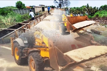 காத்தான்குடி கடற்கரையில் சட்டவிரோத மணல் அகழ்வு! அதிகாரிகள் கண்காணிப்பு எங்கே...