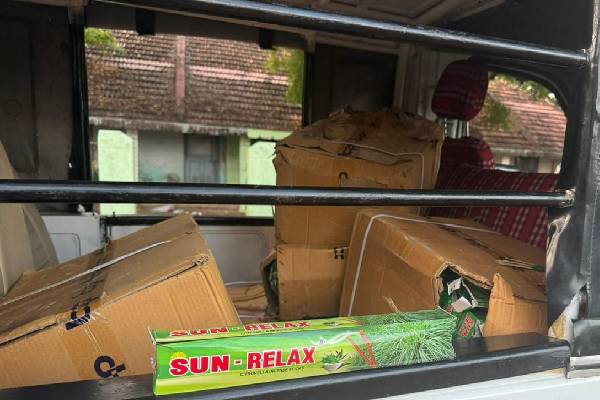 கடல் வழியாக கடத்தப்படவிருந்த கொசு விரட்டும் பத்தி பக்கெட்டுகள் பறிமுதல் | Mosquito Repellent Packets Being Smuggled Srilanka