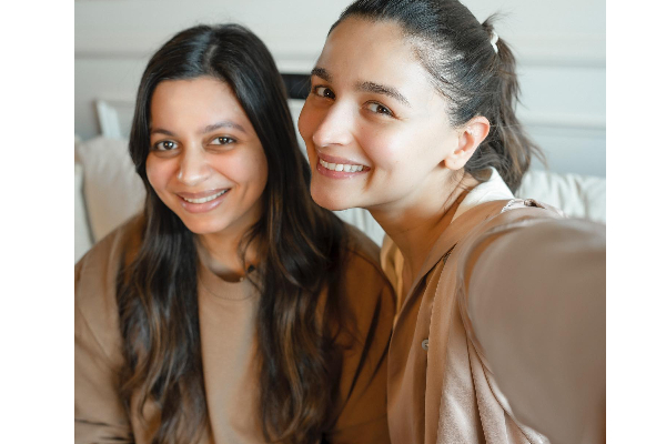 பல கோடி வீட்டை கிப்ட் ஆக தூக்கி கொடுத்த ஆலியா பட்! யாருக்குனு பாருங்க | Alia Bhatt Buy New Apartment Gifts 2 Flat Sister