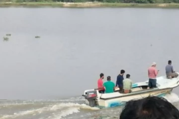ஆற்றிலிருந்து ஆணின் சடலம் மீட்பு!