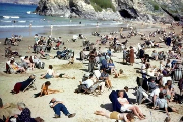 டைம் ட்ராவல் உண்மைதானா? வியப்பை ஏற்படுத்தியுள்ள ஒரு புகைப்படம்