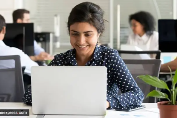 பெண் பணியாளர்களுக்கு ஊதியத்துடன் மாதவிடாய் விடுப்பு; மகிழ்ச்சியில் ஊழியர்கள் | Paid Menstrual Leave For Female Karnataka