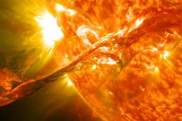 சூரிய காந்தப் புயலால் உலகம் முழுவதும் இன்டர்நெட் முடங்க வாய்ப்பு! ஆய்வில் வெளிவந்த எச்சரிக்கை தகவல்