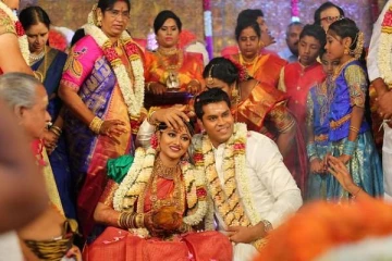 600 சவரன் நகை, ஆடி கார்; கணவர் வீடியோ எடுப்பாரு - முன்னாள் MLA மீது மருமகள் புகார்!