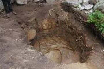 නිධන් හෑරූ විහාරාධිපති හිමිනම අත්අඩංගුවට...