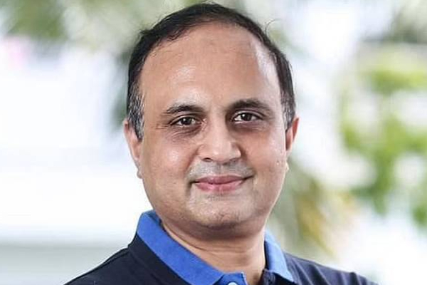 அமெரிக்காவிலிருந்து இந்தியா திரும்பி சாதித்த 4 பொறியாளர்கள்! | Engineers Successful Entrepreneur Back India Usa