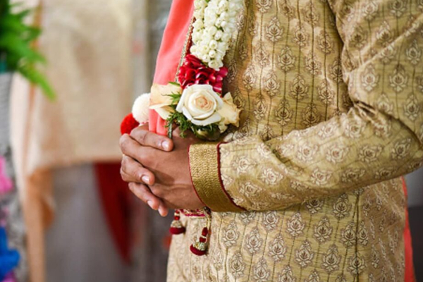 மணமகன் குறித்து தெரியவந்த அதிர்ச்சித் தகவல்: பாதியில் நின்ற திருமணம் | Wedding Called Off After Know Groom Is Transgender