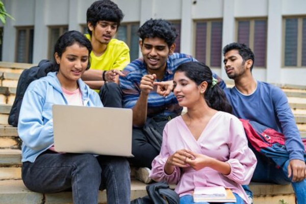 700 இந்திய மாணவர்கள் கனடாவிலிருந்து நாடுகடத்தப்பட இருந்த விவகாரத்தில் முக்கிய திருப்பம் | Canada Given Good News To 700 Students