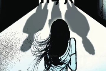 பெண் போலீசை 3 பேர் கூட்டு பாலியல் பலாத்காரம் செய்த அதிர்ச்சி சம்பவம்