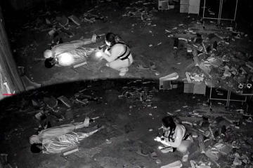 பேய்களுக்கு நடுவே மரண பயத்தில் நடுநடுங்கும் மைனா நந்தினி! பரிதாபப்பட வைக்கும் காட்சி