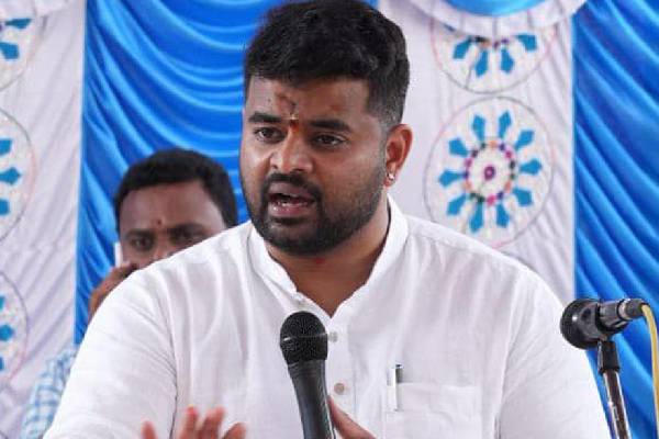 முன்னாள் பிரதமரின் பேரனுக்கு ஆயுள் தண்டனை விதிப்பு | Prajwal Revanna Gets Life Term