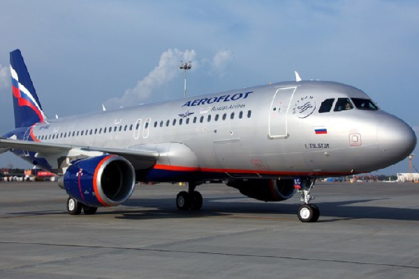 ரஷ்யாவில் பல விமான சேவைகள் இரத்து | Russias Aeroflot Cancels Dozens Of Flights