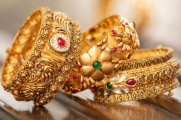 ஷாக் கொடுக்கும் தங்கம் விலை - இல்லத்தரசிகள் கலக்கம்!