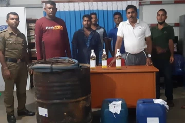 சட்ட விரோத கசிப்பு உற்பத்தி நிலையமொன்று முற்றுகை! (VIDEO)