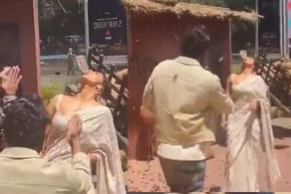 பொது இடத்தில் மது அருந்தினாரா நடிகை கீர்த்தி சுரேஷ்- பாட்டலுடன் பிரபலத்தின் வீடியோ வைரல் | Is Keerthy Suresh Drunk In Public Place பொது இடத்தில் மது அருந்தினாரா நடிகை கீர்த்தி சுரேஷ்- பாட்டலுடன் பிரபலத்தின் வீடியோ வைரல் | Is Keerthy Suresh Drunk In Public Place