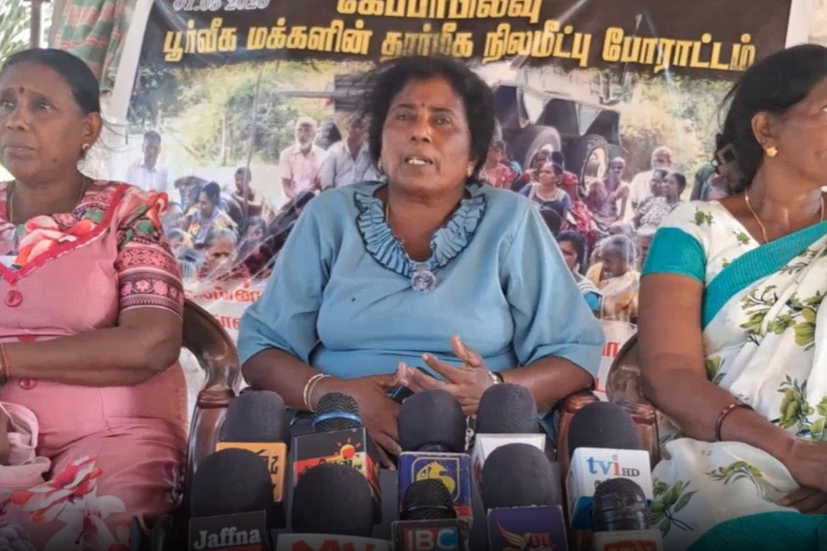 காணிகளை விடுவிக்க வலியுறுத்தி 37வது நாளாக தொடரும் போராட்டம் | Protest At Mullaitivu காணிகளை விடுவிக்க வலியுறுத்தி 37வது நாளாக தொடரும் போராட்டம் | Protest At Mullaitivu