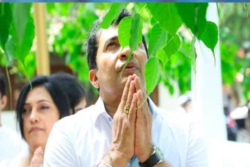 விளையாட்டுத்துறை அமைச்சரை பதவி விலககோரி கடும் அழுத்தம்