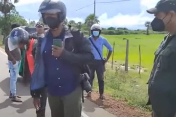 தொடரும் அடக்குமுறை; முள்ளிவாய்க்காலில்  ஊடகவியலாளர் மீது கொடூர தாக்குதல்! திடுக்கிடும் வீடியோ