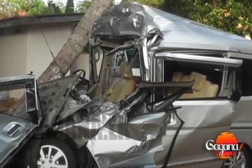 තිරප්පනේ වෑන් අනතුරක් - 10ක් රෝහලේ