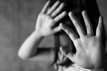 நல்லத்தண்ணியில் 52 வயது நபரால் 15 வயது பாடசாலை மாணவிக்கு நேர்ந்த கொடூரம்!