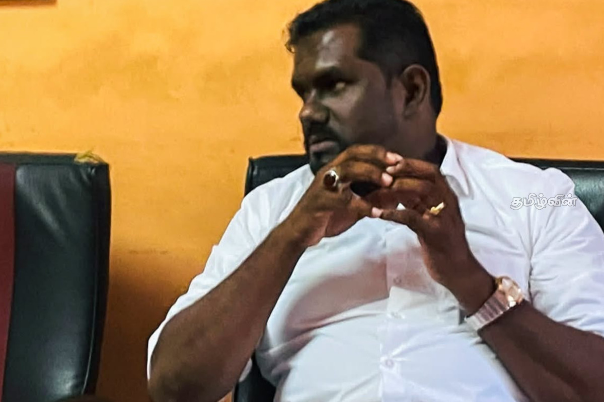வடக்கு - கிழக்கில் படுகொலை செய்யப்பட்ட ஊடகவியலாளர்கள்: பிரதி அமைச்சர் வழங்கியுள்ள உறுதிமொழி | Journalists Murdered In The North East Inquiry வடக்கு - கிழக்கில் படுகொலை செய்யப்பட்ட ஊடகவியலாளர்கள்: பிரதி அமைச்சர் வழங்கியுள்ள உறுதிமொழி | Journalists Murdered In The North East Inquiry