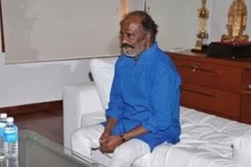 தலைவருக்கு என்ன ஆச்சு...? அவசர அவசரமாக அமெரிக்காவிற்கு சிகிச்சைக்காக செல்லும் ரஜினி - ஷாக்கான ரசிகர்கள்