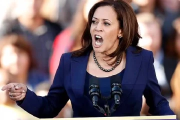 மொத்த பேர்களும் மறக்கத் துடிக்கும் பெயர்... கமலா ஹாரிஸின் வெளிச்சத்துக்கு வராத கொடூர முகம்