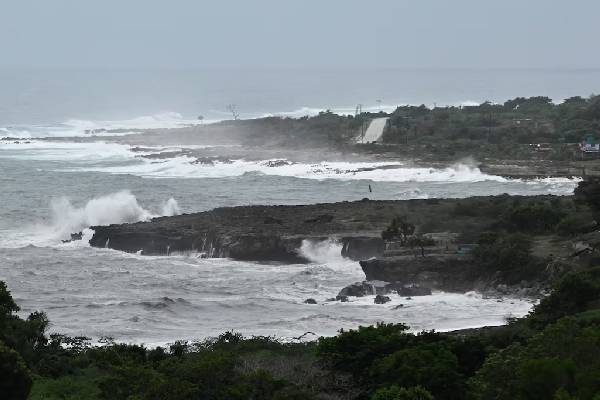 டசின் கணக்கானோர் மரணம்... மெலிசா புயலால் பேரழிவுப் பிரதேசமான தீவு நாடு | Hurricane Melissa Total Devastation