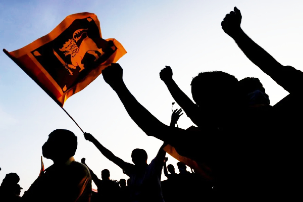 கேள்விக்குட்படுத்தப்படும் அதிகாரமையம்...பாயும் வன்முறை - ஐபிசி தமிழ்