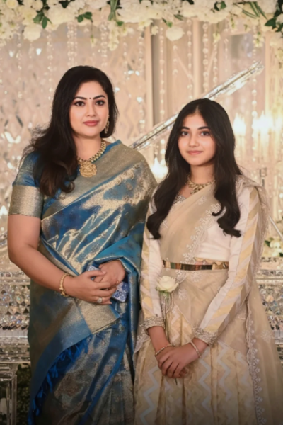 நடிகை மீனாவின் மகள் நைனிகாவின் லேட்டஸ்ட் புகைப்படம்.. ஆளே மாறிவிட்டாரே! புகைப்படம் இதோ | Nainika Latest Photo Gone Viral