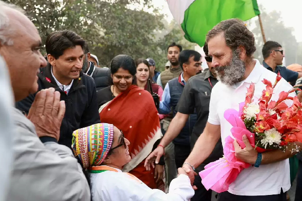 ராகுல் காந்தியின் பாத யாத்திரையில் கனிமொழி பங்கேற்பு | Dmk Mp Kanimozhi In Rahul Gandhi