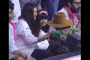 கணவர் முன்பு ஐஸ்வர்யா ராய்க்கு முத்தம் கொடுத்த ரன்வீர் சிங் - உடனே கடுப்பான அபிஷேக் பச்சன்... - வைரல் வீடியோ..!