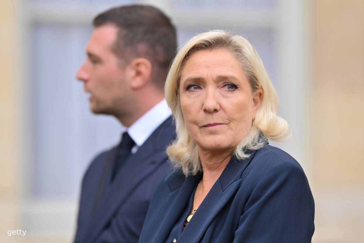 பிரெஞ்சு ஜனாதிபதித் தேர்தலில் Le Pen போட்டியிடலாம்: நிதி முறைகேடு வழக்கில் புதிய திருப்பம் | Le Pen For Presidential Run பிரெஞ்சு ஜனாதிபதித் தேர்தலில் Le Pen போட்டியிடலாம்: நிதி முறைகேடு வழக்கில் புதிய திருப்பம் | Le Pen For Presidential Run
