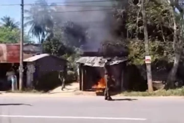 திருகோணமலையில் திடீரென தீப்பற்றி எரிந்த கடை! பெண்ணுக்கு நேர்ந்த விபரீதம்