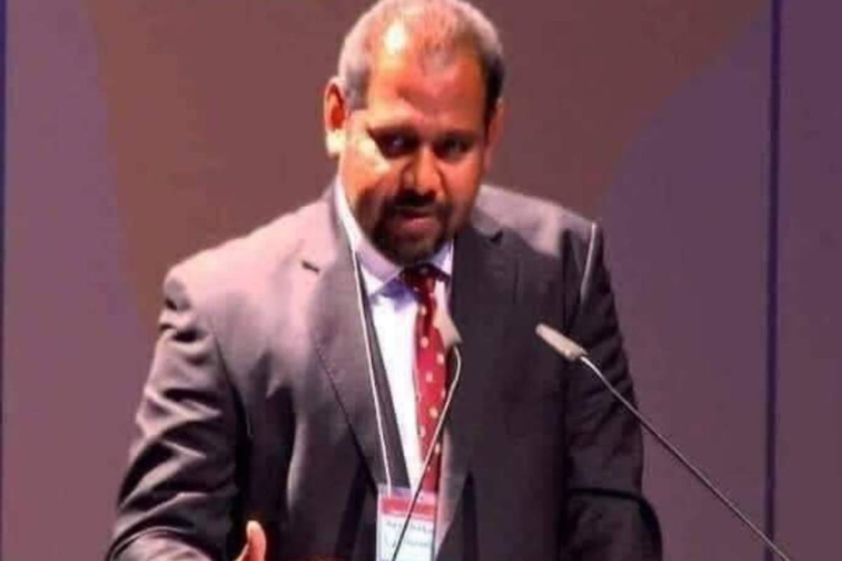 அர்ச்சுனா எம்.பியின் இருக்கையை மாற்றக்கோரி சபாநாயகருக்கு கஜேந்திரகுமார் கடிதம் | Gajendra Kumar Write Latter Speaker Change Seat அர்ச்சுனா எம்.பியின் இருக்கையை மாற்றக்கோரி சபாநாயகருக்கு கஜேந்திரகுமார் கடிதம் | Gajendra Kumar Write Latter Speaker Change Seat